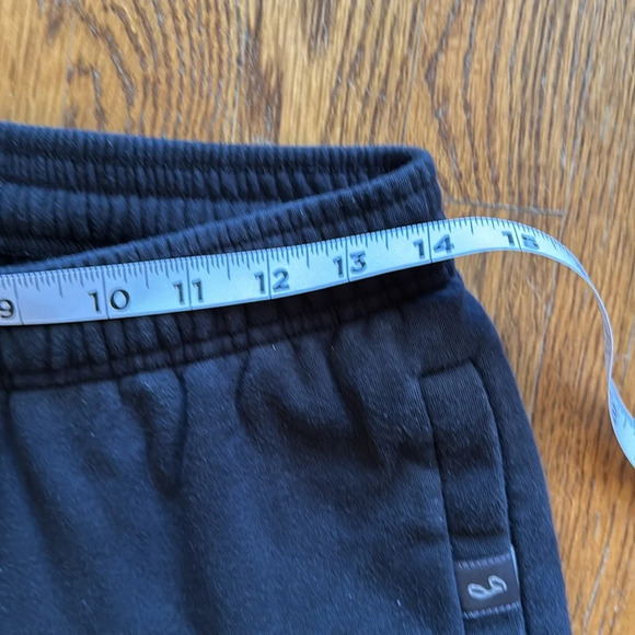 Give’r (made in Jackson Hole, WY) women’s black fleece sweatpants size small - Picture 6 of 6